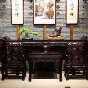 寧波景泓木堂家居建材有限公司（簡稱景紅木堂）秉承工具精神，大師情懷，搭建“大師級”團隊宗旨。公司專業(yè)