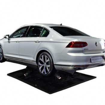 實(shí)車動感模擬器-邁騰車型汽車駕駛模擬器-紫光基業(yè)
