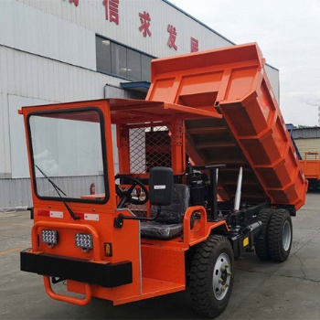 農(nóng)用四不像拉土車翻斗車