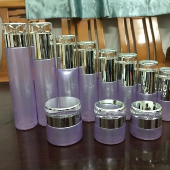玻璃瓶廠家 化妝品玻璃瓶 玻璃瓶生產(chǎn)廠家