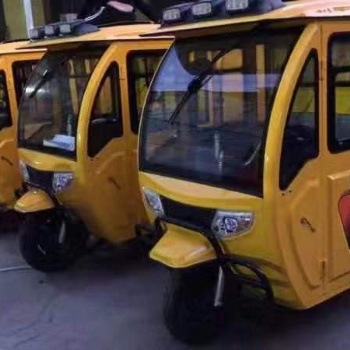 長春全封閉移動蒸汽洗車機加盟鄭州泰華重型機械制造