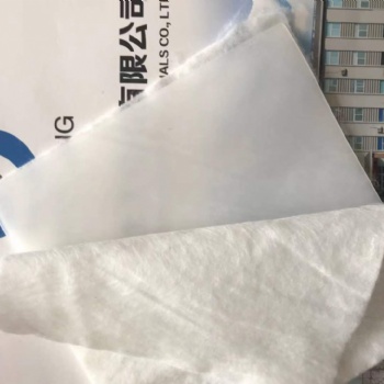山東建通長(zhǎng)絲復(fù)合土工膜價(jià)格