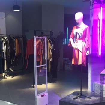 超寬服裝店防盜器 超市防盜器價(jià)格優(yōu)惠 聲磁防盜器武漢萬(wàn)瑞特全國(guó)