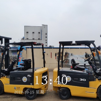 聊城斗山電動(dòng)叉車、3噸進(jìn)口叉車