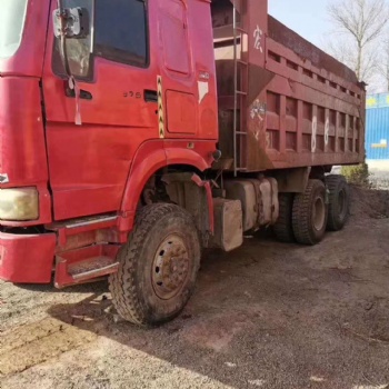 15年豪沃自卸車，375馬力，價格便宜，急售
