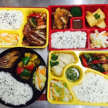 深圳專業(yè)配送快餐深圳員工餐深圳團(tuán)體餐深圳食堂承包