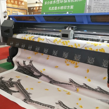 廠家供應無毒無味環(huán)保墻紙數(shù)碼打印機設備