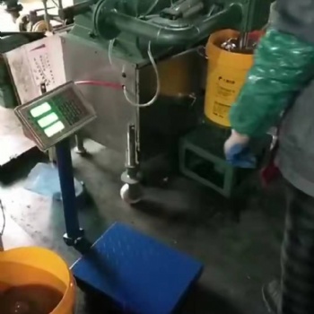 yct-18直灌型潤滑脂灌裝機(jī)