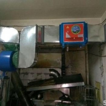 順義區(qū)天竺廚房排煙風(fēng)機安裝 排煙罩 通風(fēng)管道制作安裝