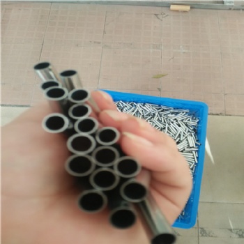 供應(yīng)精密不銹鋼無(wú)縫管 精軋不銹鋼管 薄壁不銹鋼精軋無(wú)縫管 304