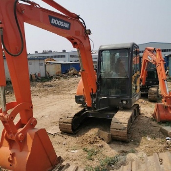 小型70挖機(jī)90/50/40/20挖機(jī)大減價帶錘出售