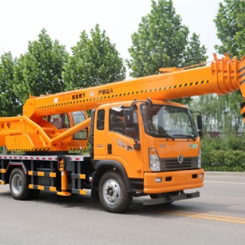 重汽12噸吊車價(jià)格 重汽12噸吊車配置 廠家 質(zhì)量**