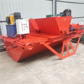 現(xiàn)澆式水渠成型機(jī) 灌溉渠道滑膜機(jī) 液壓自走式水渠成型機(jī)