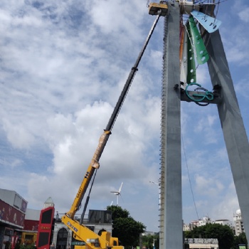 黃埔升降機、云梯車、登高車、高空作業車出租選鑫越路橋
