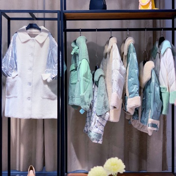 .廣西女裝尾貨批發|廠家源服裝