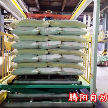 全自動碼垛機不斷更新為企業(yè)節(jié)省大量成本