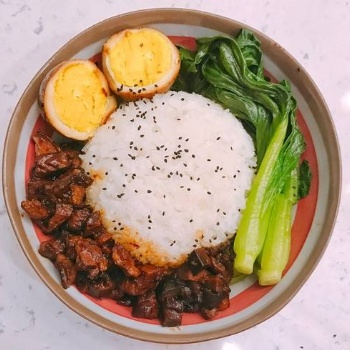 仟佰味鹵肉飯加盟培訓(xùn)做法配方項(xiàng)目?jī)?yōu)勢(shì)服務(wù)方式