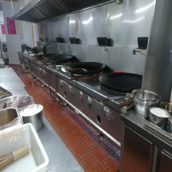 海口市專業(yè)酒店中西餐廳飯店商用不銹鋼廚房設(shè)備安裝通風(fēng)排煙系統(tǒng)工程公司