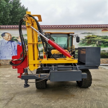 桂林 940裝載機(jī)式護(hù)欄打樁機(jī)參數(shù) 打拔鉆一體護(hù)欄打樁機(jī) 波形護(hù)欄打樁價格及圖片