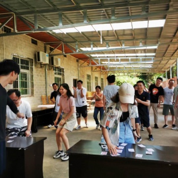 長沙狼團拓展增強團隊成員之間的信任、團隊協作精神，加強內部溝通