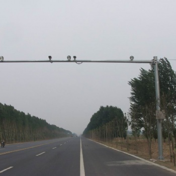 沈陽電警桿，監控桿，八棱桿，——沈陽圣澤豐交通設施