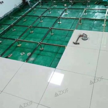 眾鑫防靜電地板品牌，全鋼陶瓷防靜電地板使用壽命長耐用