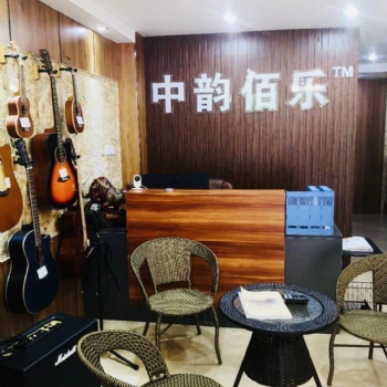 九江學(xué)音樂 吉他教學(xué) 鋼琴教育 古箏培訓(xùn) 架子鼓培訓(xùn)