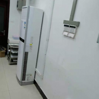 雙層分割型線槽強(qiáng)弱電分離絕緣塑料內(nèi)襯
