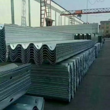 河南開(kāi)封波形護(hù)欄包工包料