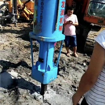 滄州玉石開采設(shè)備大型液壓劈石機