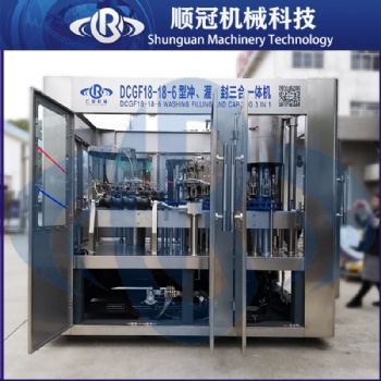 廠家直供瓶裝水生產(chǎn)線色板灌裝機(jī)