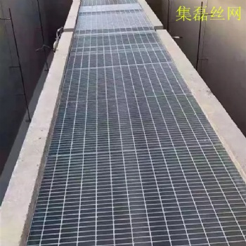 開封鋼格柵平臺(tái)式鋼格柵板-集磊格柵