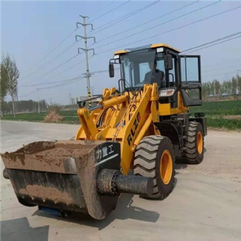 四驅(qū)混凝土攪拌斗裝載機