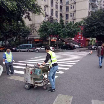重慶工廠地面劃線公司，通道劃線，熱熔劃線，分區(qū)劃線。