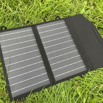 太陽(yáng)能折疊組件20W