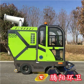 工廠(chǎng)對(duì)掃地車(chē)的需求量在快速增長(zhǎng)