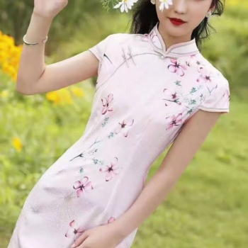 成都商貿(mào)城服裝市場(chǎng)大碼女裝品牌女裝折扣貨源