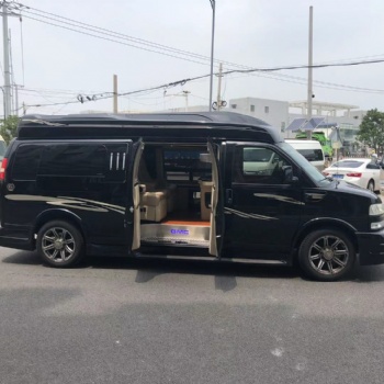 上海租GMC保姆車 租賃GMC保姆車 GMC房車租車價(jià)格