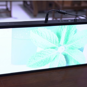 博視恒通科技液晶條形屏廣告機，可根據客戶要求定制不同尺寸條形屏