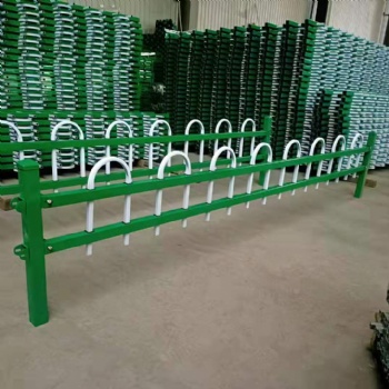U型草坪護(hù)欄-倒U型草坪護(hù)欄-學(xué)校護(hù)欄安全無(wú)尖---尚泉護(hù)欄