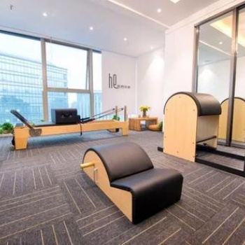 普拉提大器械瑜伽館韓國款核心床Reformer平床重組訓(xùn)練床家用