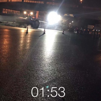 瀝青路面攤鋪時(shí)應(yīng)當(dāng)注意的問題