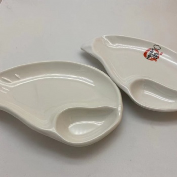 上海壹粵密胺炒粉盤子，仿瓷田螺小吃盤子餐具批發(fā)