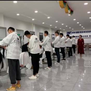 統麗技術學校，沈陽專業美發學校，學技術越早越好