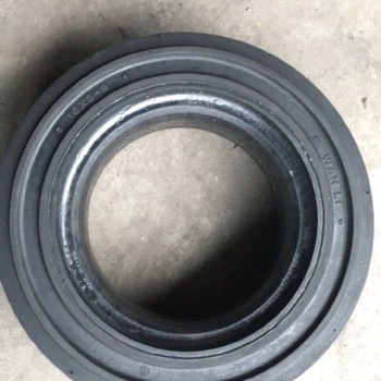 機(jī)場平板拖車實(shí)心輪胎16*5-9 航空地面實(shí)心輪胎
