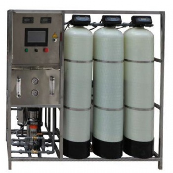 湖州電去離子水設備保養(yǎng)，化工電鍍用純水處理，輝月反滲透純水機廠家