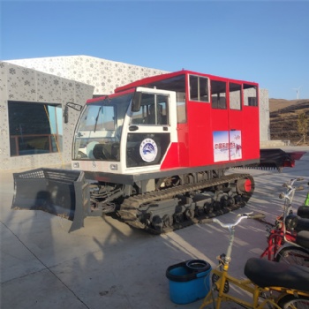 供應(yīng)全新游樂園推雪機(jī) 360度旋轉(zhuǎn)壓雪機(jī) 滑雪道規(guī)劃壓雪機(jī)