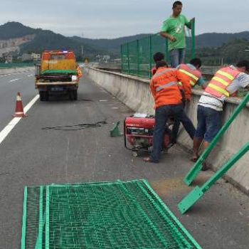 南平億路交通道路防護(hù)欄