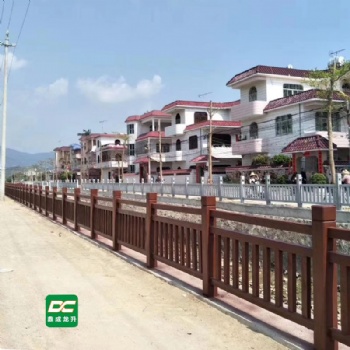 水泥仿木護欄圍墻圍欄景區(qū)河道公園仿古防護欄可定制水泥欄桿