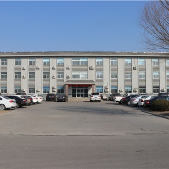 垃圾填埋場HDPE土工膜、長絲土工布、三維復(fù)合排水網(wǎng)家門口的生產(chǎn)廠家